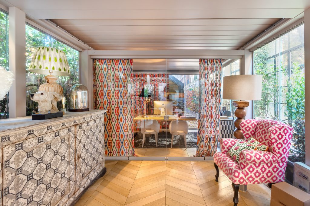 V-Maison Hotel